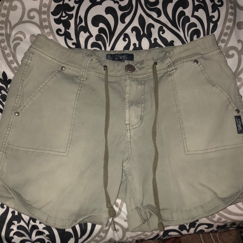 Silver olive shorts